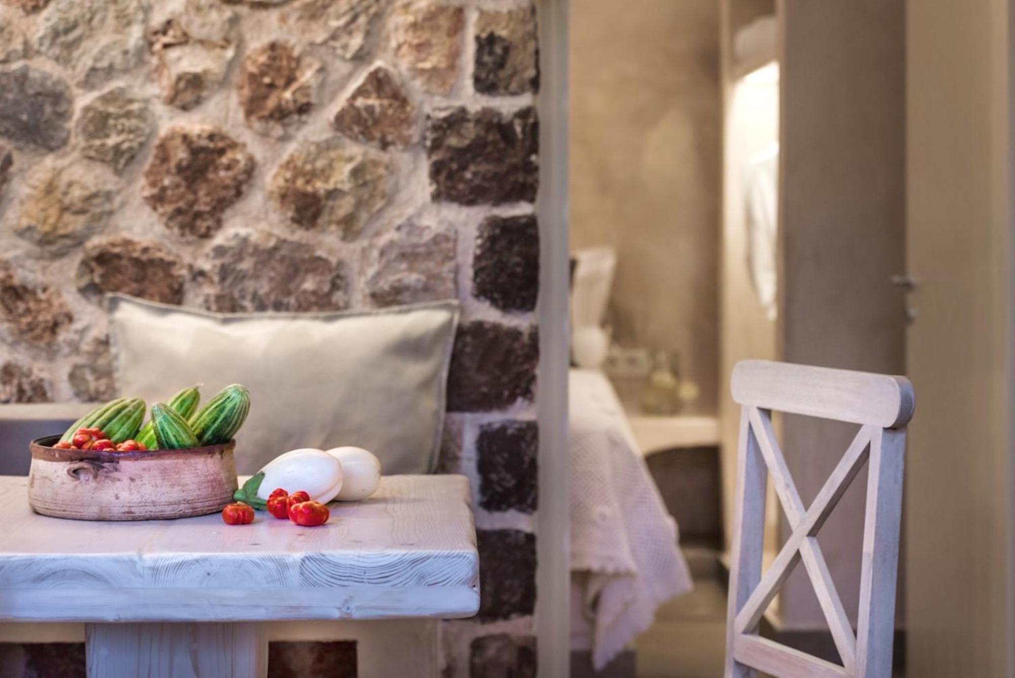 Luxury Villas Hariton Emporio  エクステリア 写真
